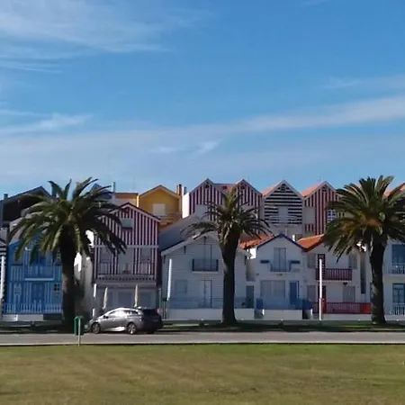 Sea House Bed and breakfast 4*