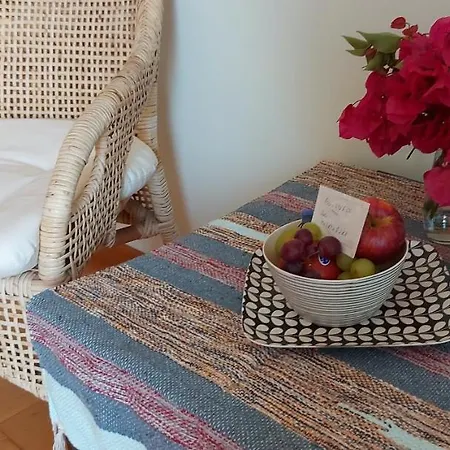 Couette-café Sea House 4*