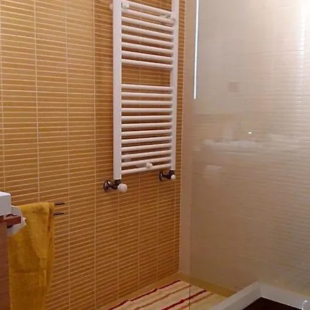Sea House Bed & Breakfast 3*