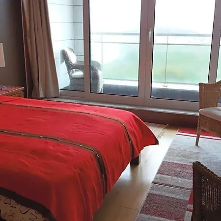 Sea House 3*